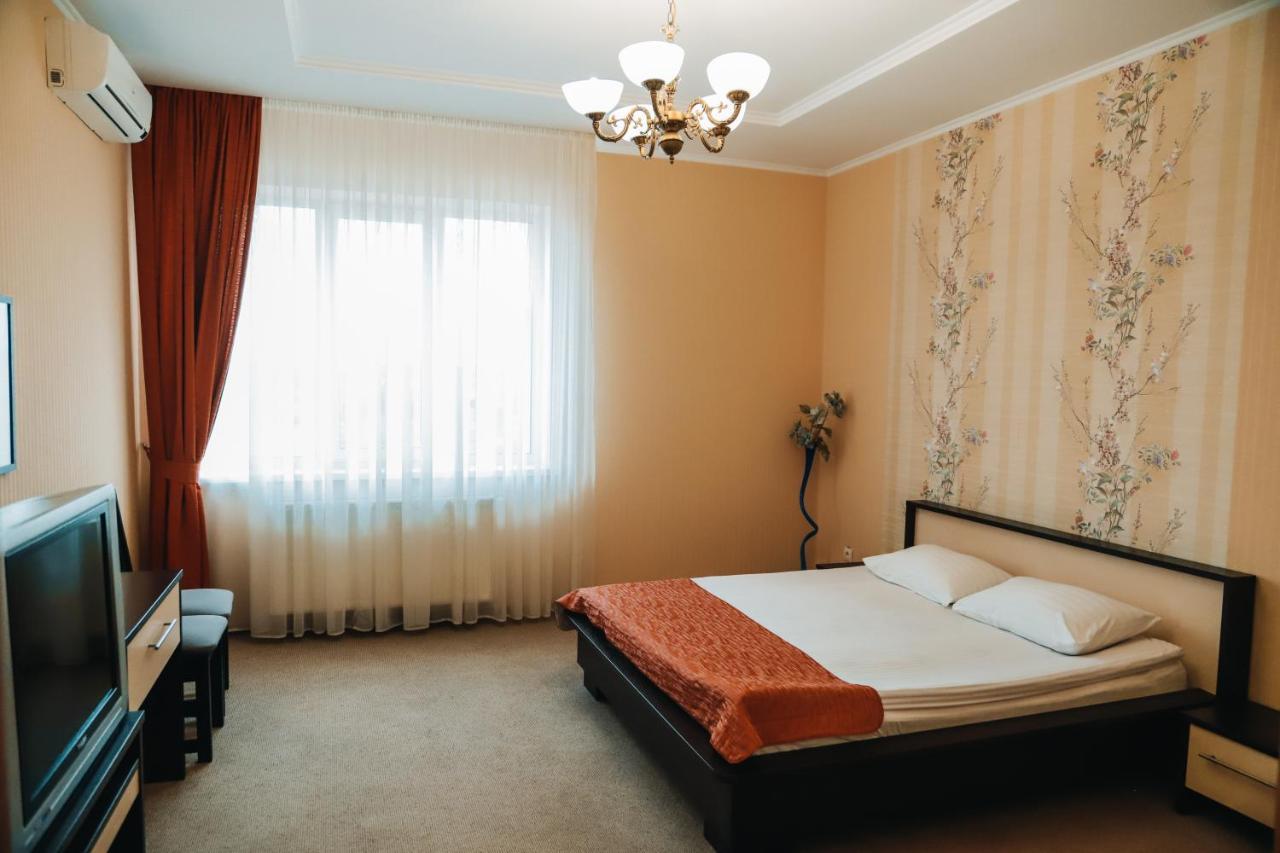 Готель Релакс Korostyshiv Dış mekan fotoğraf